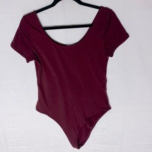 5/$25 Ardene Burgundy Low Back Short Sleeve Snap Crotch Bodysuit L